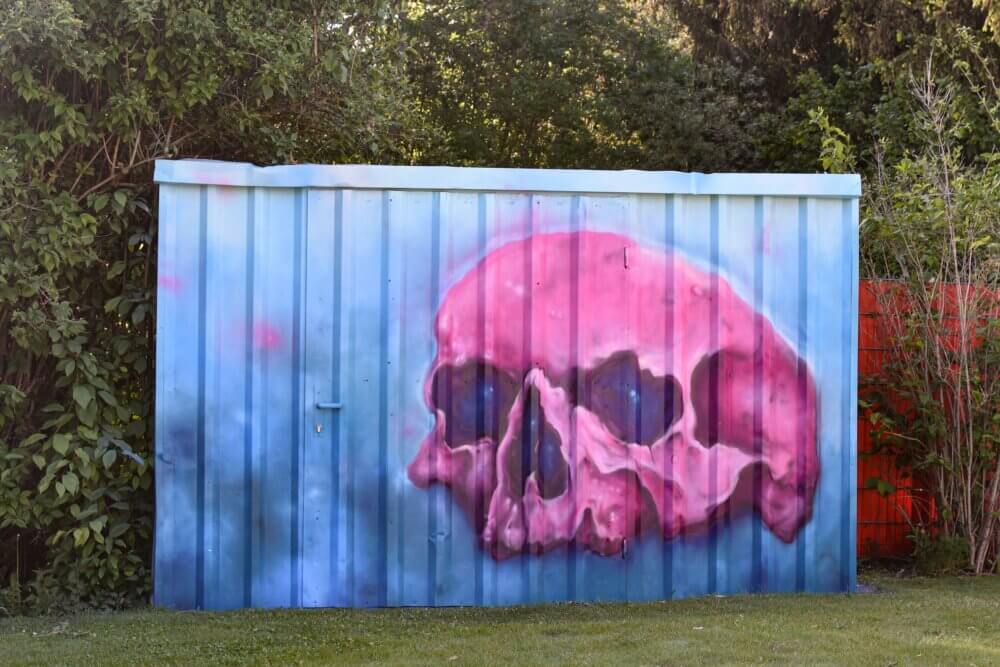Graffiti, Auftrasarbeit, Wandgestaltung, Totenkopf